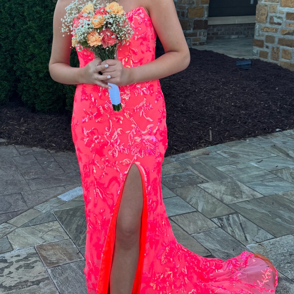 Coral prom dress size 4